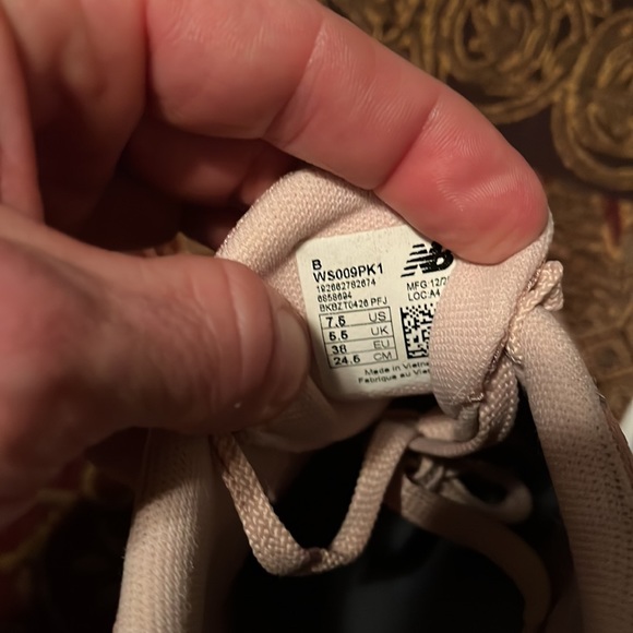 New Balance 009 - Picture 6 of 6